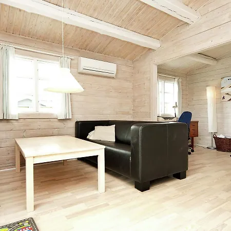 Feriehus Holiday Brombaervaenget Iv *